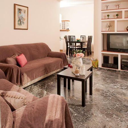 Relaxing Appt. Into The Heart Of Historical Center Apartment Kalamata Exterior foto