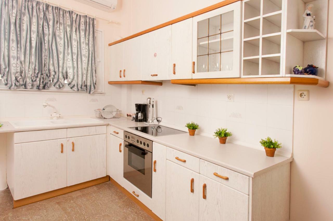 Relaxing Appt. Into The Heart Of Historical Center Apartment Kalamata Exterior foto