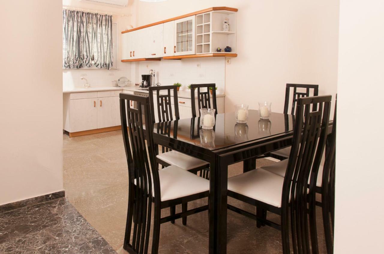 Relaxing Appt. Into The Heart Of Historical Center Apartment Kalamata Exterior foto