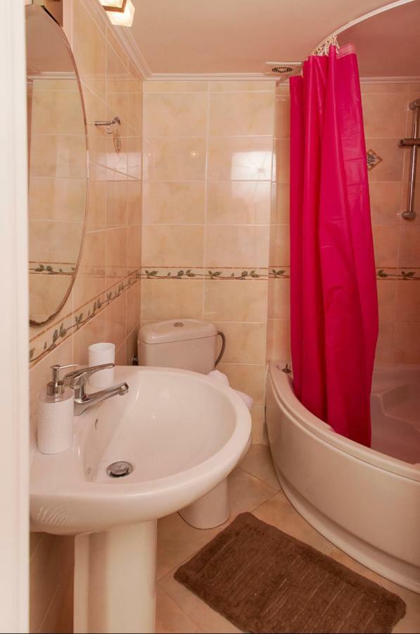 Relaxing Appt. Into The Heart Of Historical Center Apartment Kalamata Exterior foto